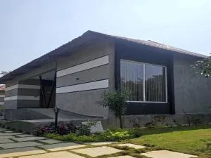 Shiv Ganga Kanha Resort - Linga