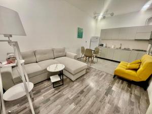 Petriashvili 10 VERA