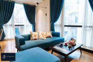 High-ser Apartment -2BR - NiceView - Parking - Spacious - In center