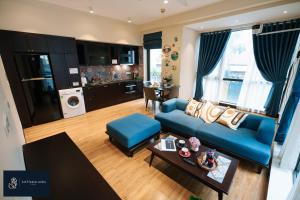 High-ser Apartment -2BR - NiceView - Parking - Spacious - In center