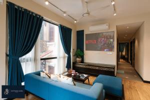 High-ser Apartment -2BR - NiceView - Parking - Spacious - In center