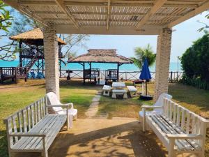 CR Villa 3BR Maepim beachfront-Rayong
