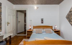 Nice Apartment In Jadranovo With Wifi 