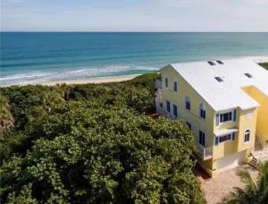 5 Bedroom Secluded Beachfront in Melbourne FL - ملبورن بيتش