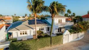 BohoChique Villa, 2 Private Pools, Palm Beach 6 bedrooms - Saliña Cerca