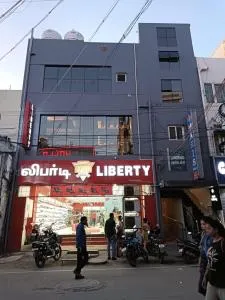 Mani's residency - Mānāmadurai