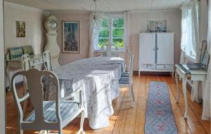 4 Bedroom Awesome Home In Öxabäck