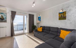 Beautiful Apartment In Bregi 
