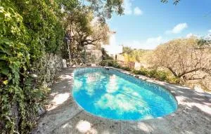 Amazing Home In Montauroux With Wifi - 锡亚涅河畔圣塞宰尔