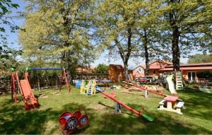 Cozy Home In Maovice With Sauna