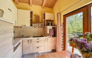 Cozy Home In Maovice With Sauna