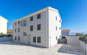 Amazing Apartment In Dobrinj With Wifi