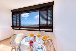 Marea Atlantic - Sea View and next to Playa del Reducto By Lanzarote Vacation Homes
