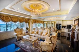 Two bedrooms Penthouse Seaview Rawai Beach Phuket by Benya Group - Free Airport Pick Up