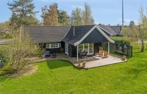 3 Bedroom Amazing Home In Væggerløse - Væggerløse