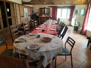 B&B / Chambres d'hotes une fermette climatisee en pleine nature : photos des chambres