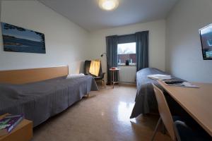 Logi Tuppen, Vandrarhem - Oskarshamns folkhögskola