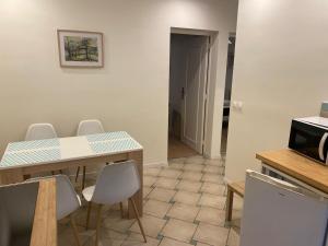 Apartment Cosy Ancient Fossé 1