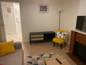 Apartment Cosy Ancient Fossé 1