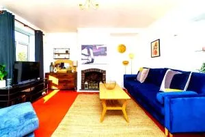 Spacious 4-Bed Bristol | WiFi | Parking | Workspace - 埃文茅斯