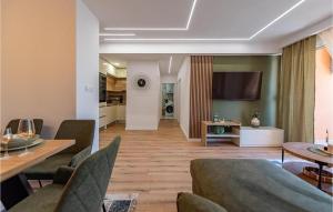 2 Bedroom Gorgeous Apartment In Zadar