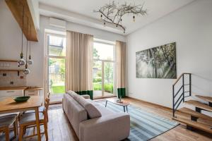 Cosy Loft with Terrace in Paupys by URBAN RENT