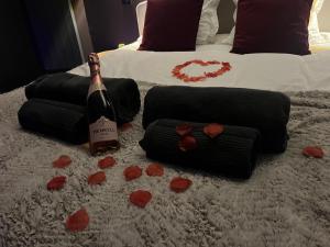 Appartements Le Cocon - Love & Spa : photos des chambres