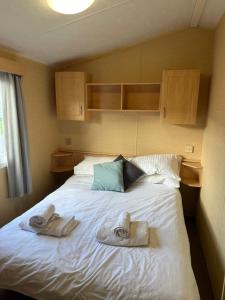 Newquay Bay Porth Caravan - 8 Berth