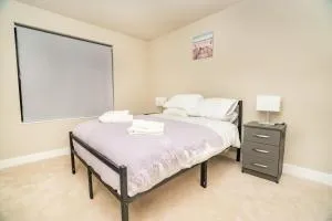 Fabulous 1 Bed Apartment in Birmingham - Acocks Green