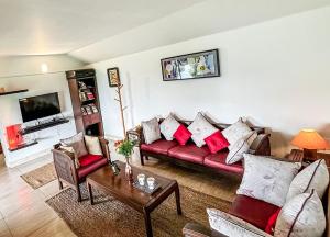 Manas Valley View bungalow by Xacro Xperiences