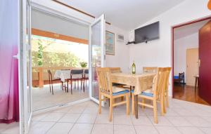 Nice Apartment In Otok Vir With Wifi