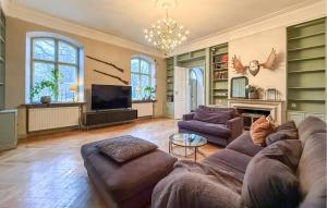 Nice Home In Ekeby With Wifi