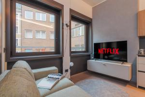 Modern Apt in Galleria Pattari - Steps to Duomo