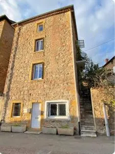 Jolie maison en pierre - La Gresle