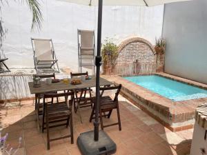 Carmen auténtico con encanto en Albaicín Granada con piscina y parking opcional