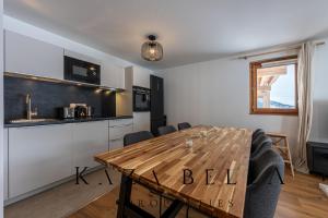B&B / Chambres d'hotes Val Morel Beautiful flat close heart of ski resort : photos des chambres
