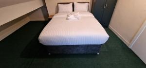 QUICK ROOMz WAKEFIELD