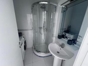 Deluxe One Bedroom Apartment 10 Meters from Valletta Center