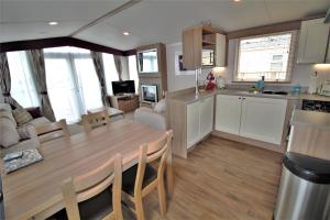 Lydstep Beach Village - 339 Bay View