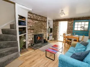 Rhif Deg - Llanfrynach