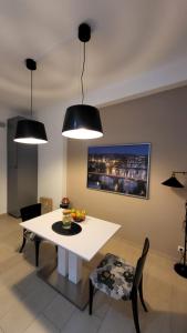 Premium Apt - Free Massages from Physiotherapists