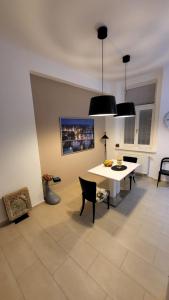 Premium Apt - Free Massages from Physiotherapists