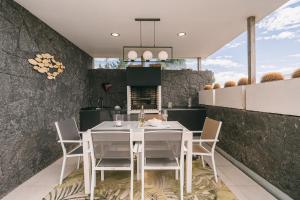 VV Villa Omara by HH