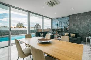 VV Villa Omara by HH