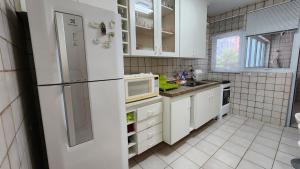 Apartamento Pé na Areia com 3 Dormitórios no Módulo 6 da Riviera