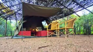 The Smiling Bushpig Eco Camp - Narok