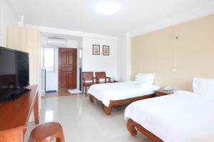 Poonnagunn hotel