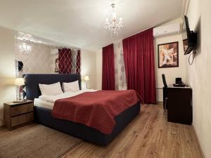 SIGNEEVS Villa ТРИ хвилини від метро Нивки Завжди є світло і власне бомбосховище