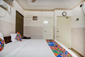 FabHotel Aditya Yatri Nivas - Nr Tirupati Railway Station