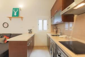 C28 Mitjana Luminous Penthouse